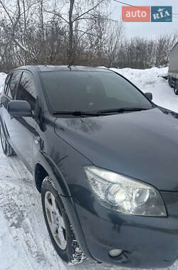 Внедорожник / Кроссовер Toyota RAV4 2006 в Киеве