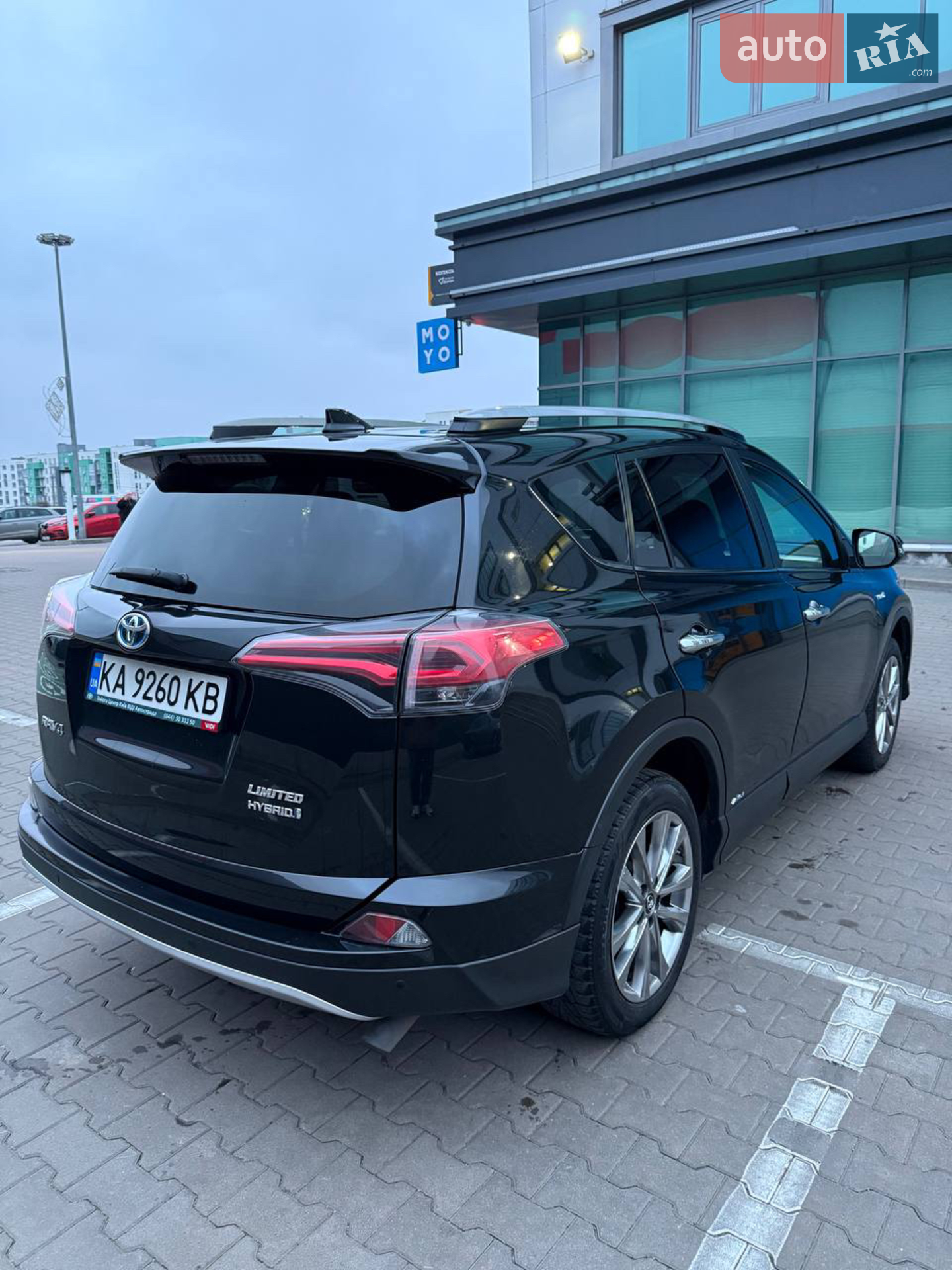 2017 Toyota RAV 4 - мініатюра 3