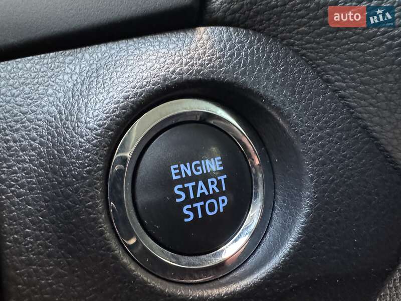 Внедорожник / Кроссовер Toyota RAV4 2022 в Киеве фото 43 Внедорожник / Кроссовер Toyota RAV4 2022 в Киеве