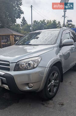 Внедорожник / Кроссовер Toyota RAV4 2006 в Хмельницком