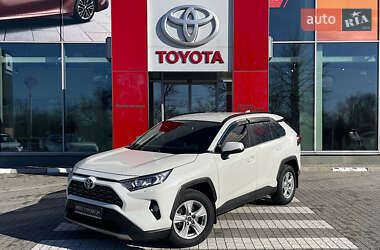 Внедорожник / Кроссовер Toyota RAV4 2019 в Запорожье