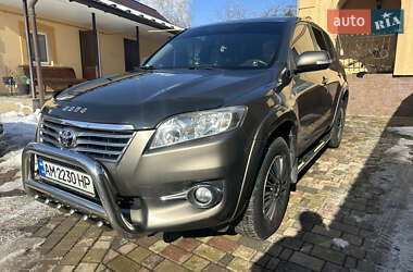 Позашляховик / Кросовер Toyota RAV4 2010 в Тернополі