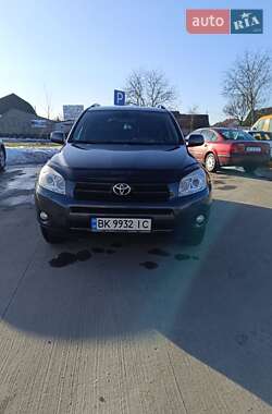 Позашляховик / Кросовер Toyota RAV4 2007 в Вараші