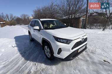 Внедорожник / Кроссовер Toyota RAV4 2019 в Чернигове