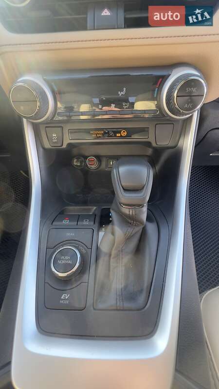 Внедорожник / Кроссовер Toyota RAV4 2019 в Чернигове фото 20 Внедорожник / Кроссовер Toyota RAV4 2019 в Чернигове