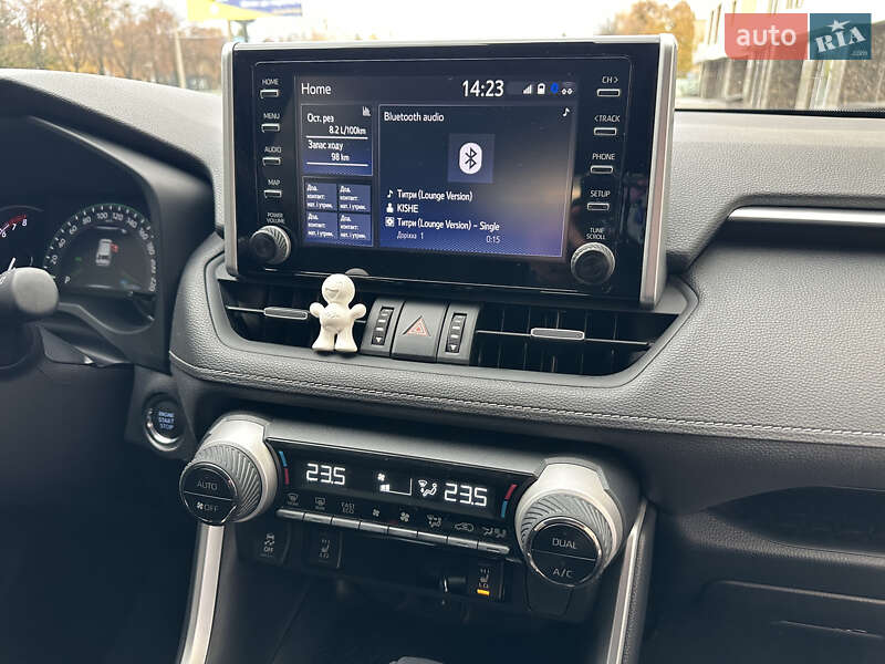 Внедорожник / Кроссовер Toyota RAV4 2019 в Черкассах фото 26 Внедорожник / Кроссовер Toyota RAV4 2019 в Черкассах