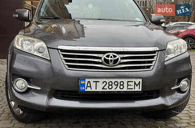 Внедорожник / Кроссовер Toyota RAV4 2012 в Галиче