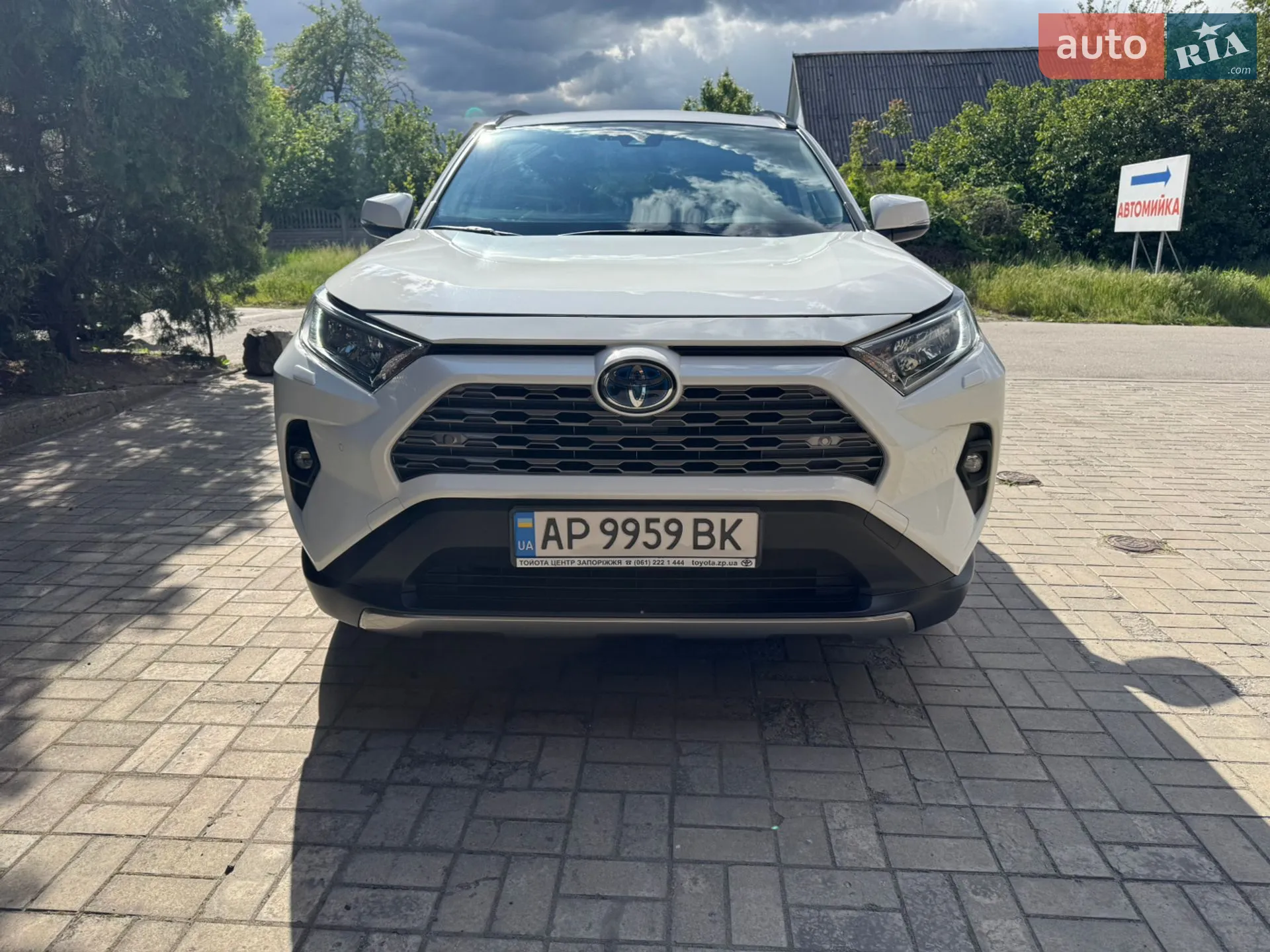 2022 Toyota RAV 4 - фото 1