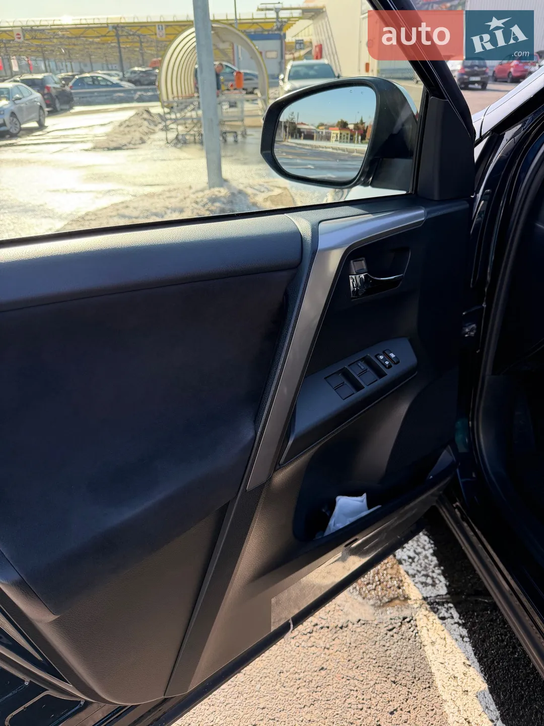 2018 Toyota RAV 4 - мініатюра 13