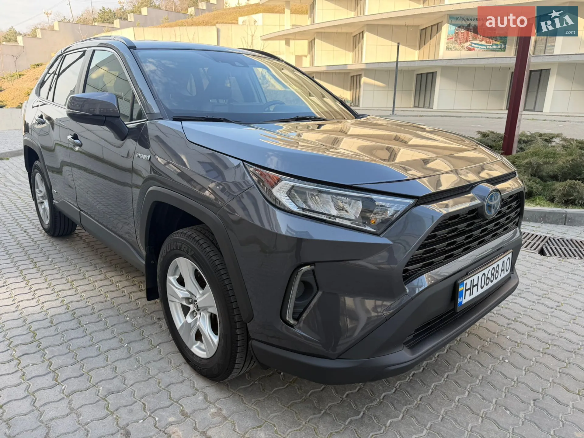 2019 Toyota RAV 4 - мініатюра 4