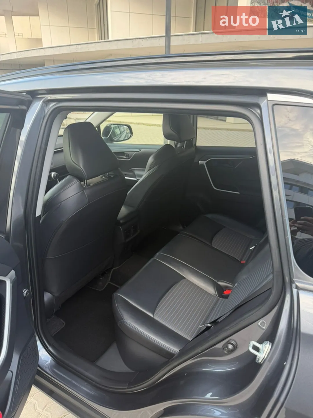 2019 Toyota RAV 4 - мініатюра 29