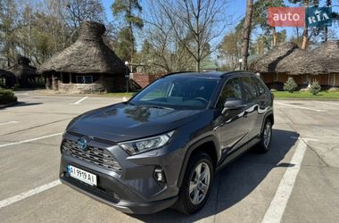 Внедорожник / Кроссовер Toyota RAV4 2023 в Киеве