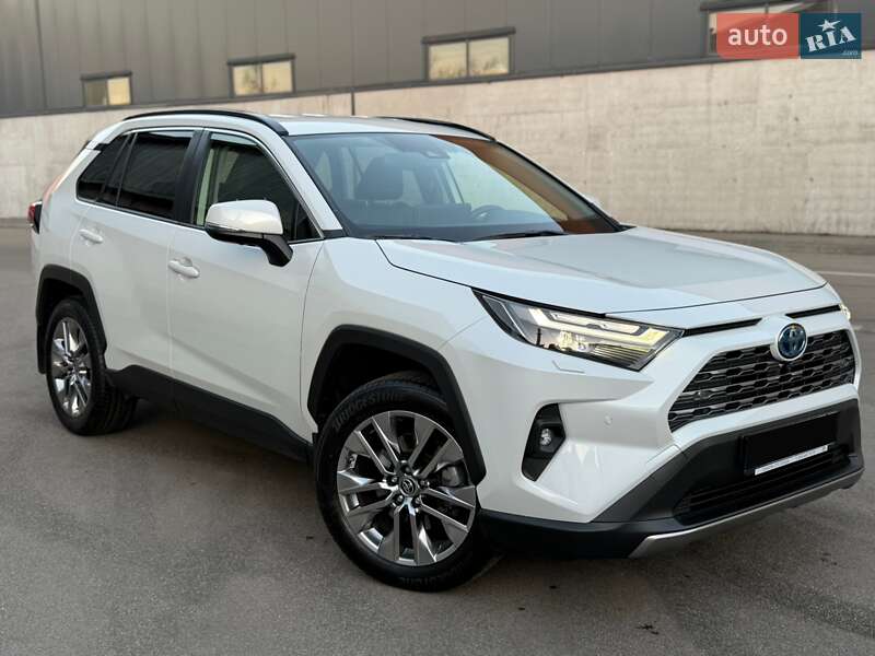 Внедорожник / Кроссовер Toyota RAV4 2023 в Киеве фото 2 Внедорожник / Кроссовер Toyota RAV4 2023 в Киеве