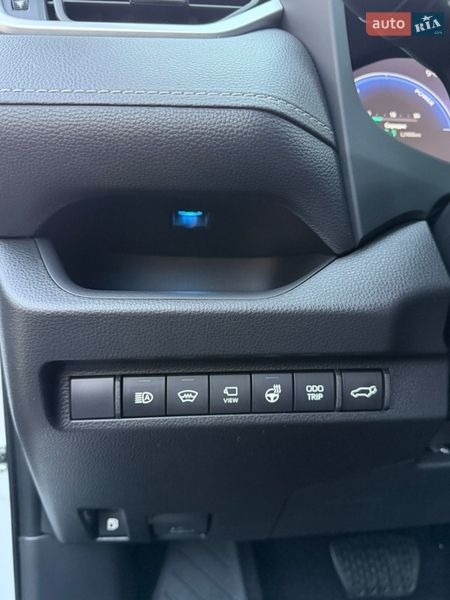 Внедорожник / Кроссовер Toyota RAV4 2023 в Киеве фото 18 Внедорожник / Кроссовер Toyota RAV4 2023 в Киеве