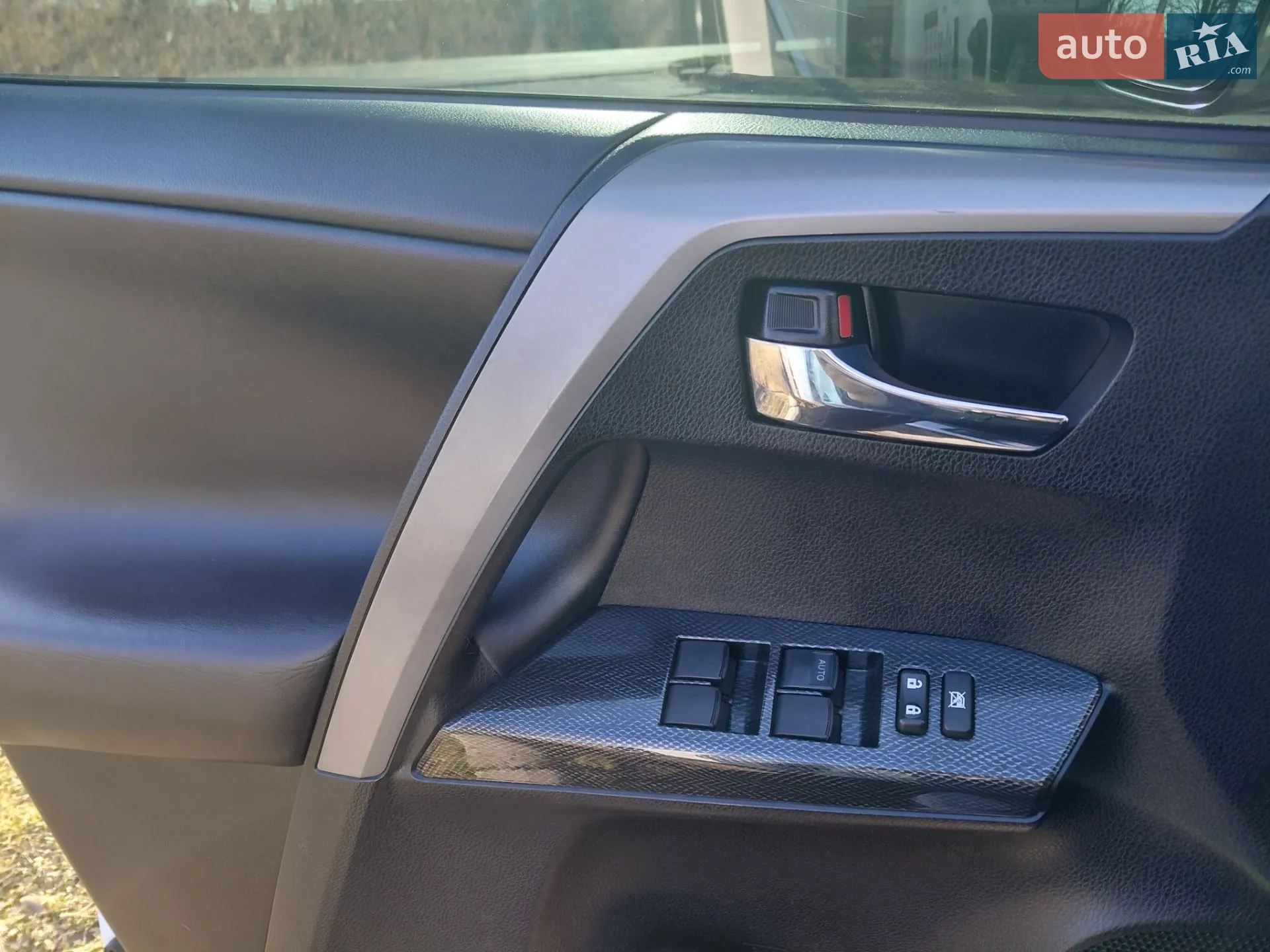 2018 Toyota RAV 4 - мініатюра 20