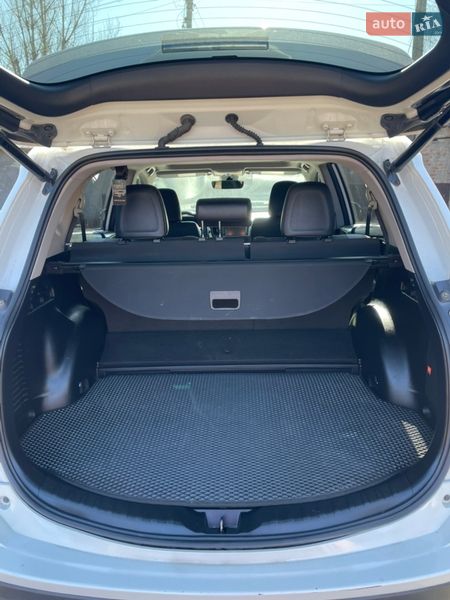 Внедорожник / Кроссовер Toyota RAV4 2018 в Полтаве