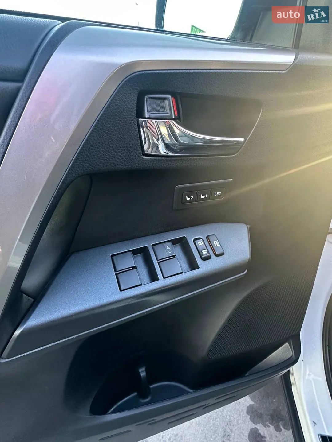 2017 Toyota RAV 4 - мініатюра 13