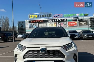 Внедорожник / Кроссовер Toyota RAV4 2018 в Одессе