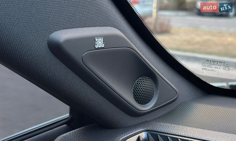 Внедорожник / Кроссовер Toyota RAV4 2020 в Киеве