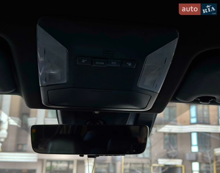 Внедорожник / Кроссовер Toyota RAV4 2020 в Киеве