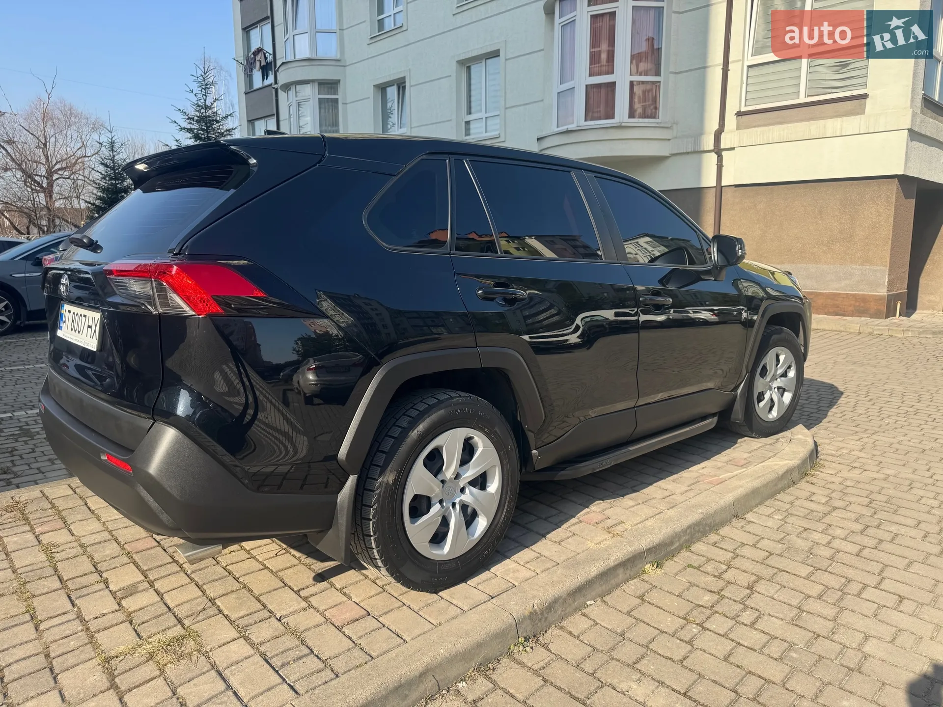 2019 Toyota RAV 4 - мініатюра 11