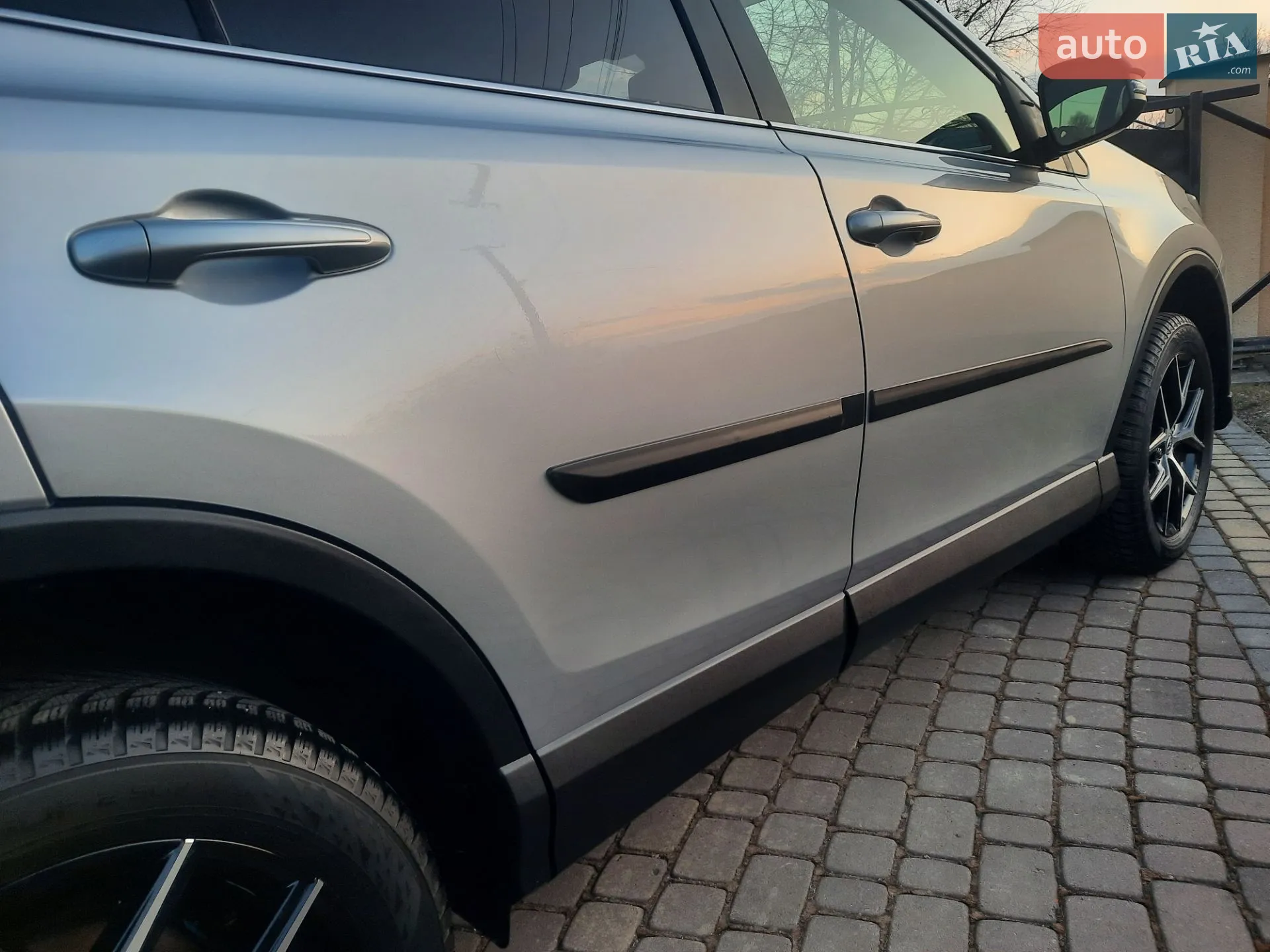 2017 Toyota RAV 4 - мініатюра 19