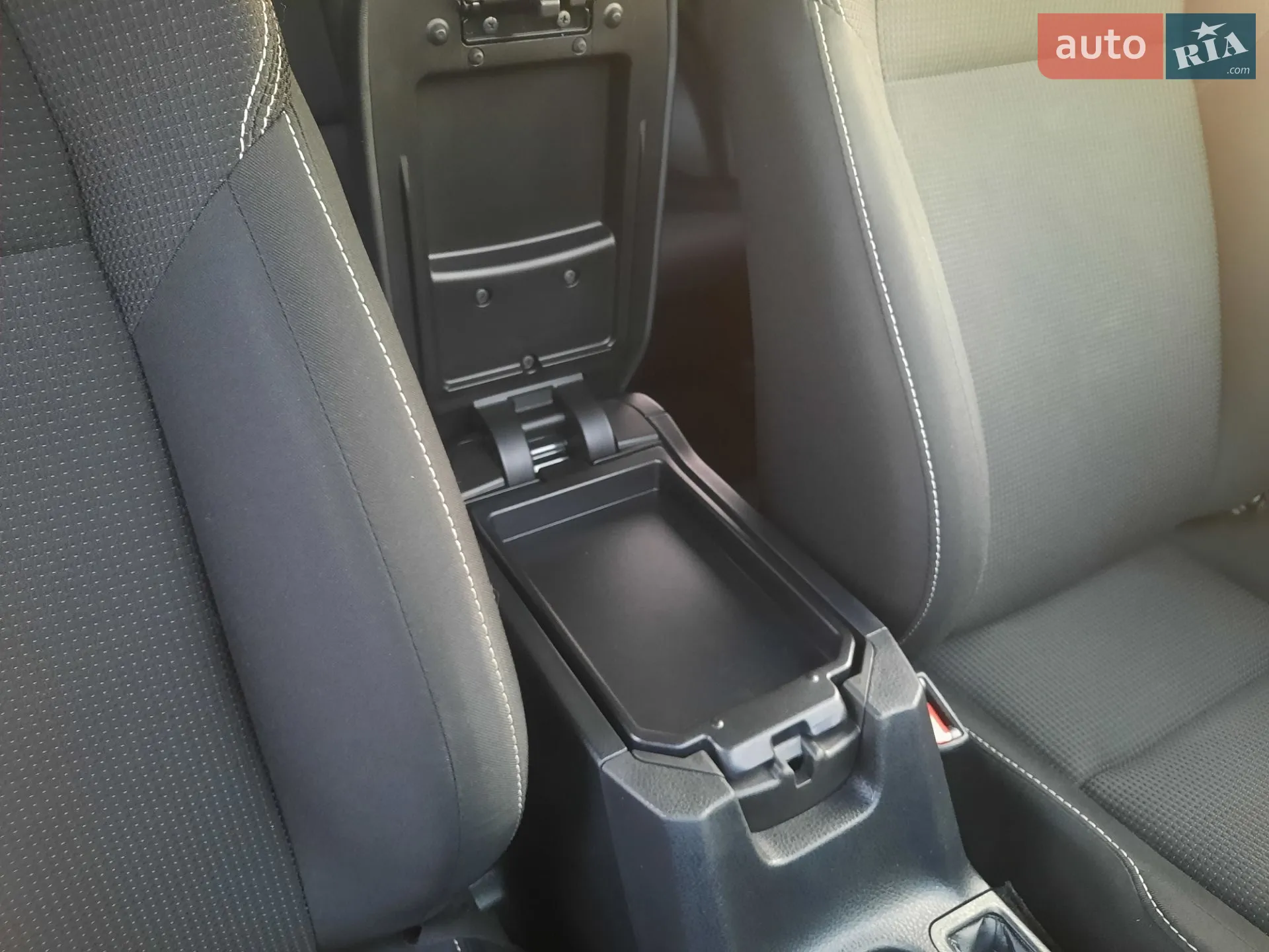 2017 Toyota RAV 4 - мініатюра 61