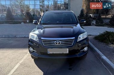 Внедорожник / Кроссовер Toyota RAV4 2011 в Полтаве