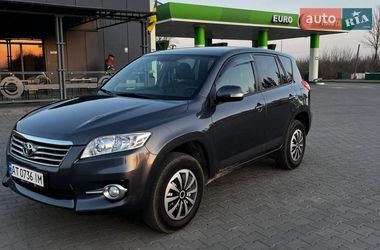 Позашляховик / Кросовер Toyota RAV4 2010 в Коломиї