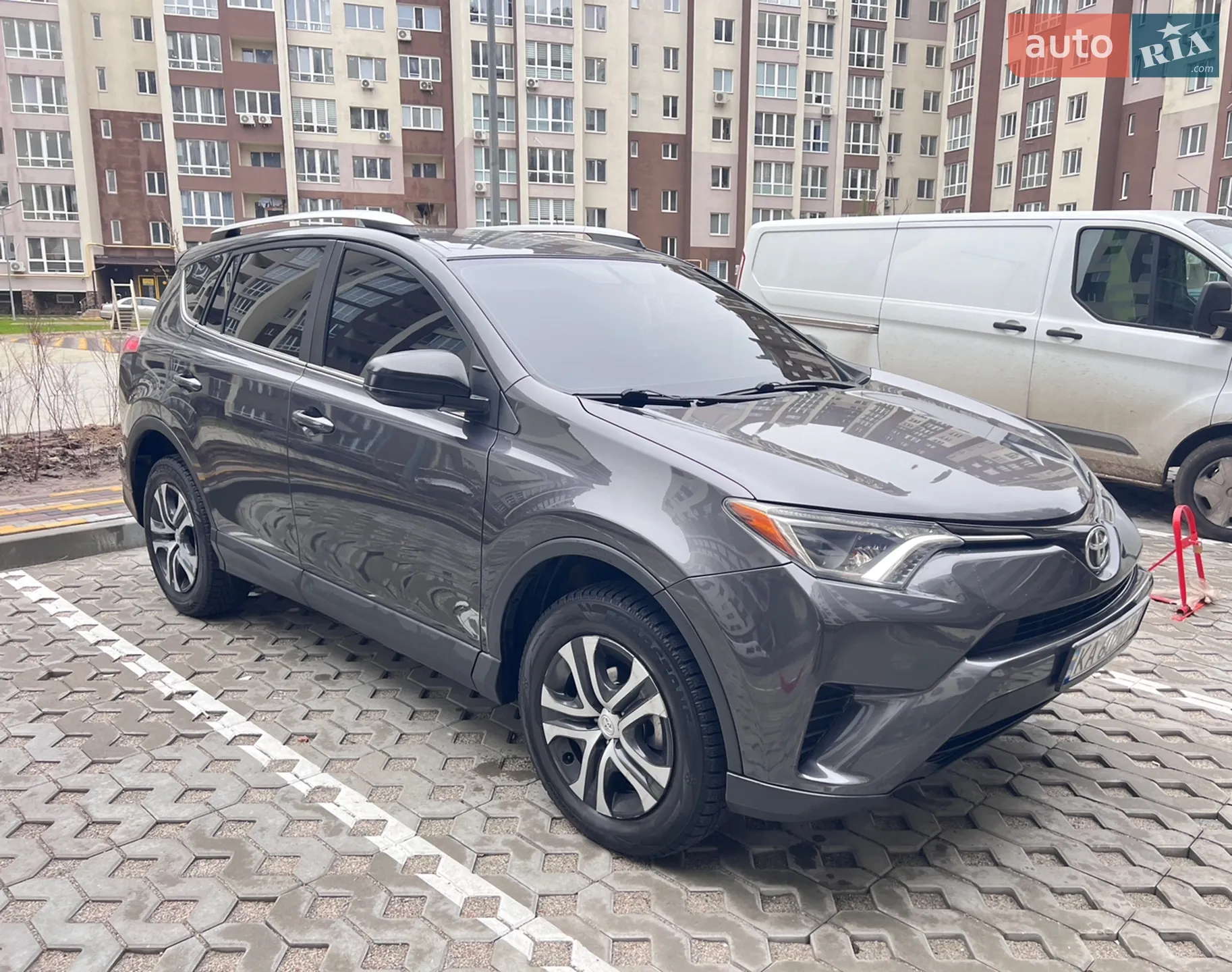 2016 Toyota RAV 4 - мініатюра 2