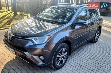 Внедорожник / Кроссовер Toyota RAV4 2015 в Львове
