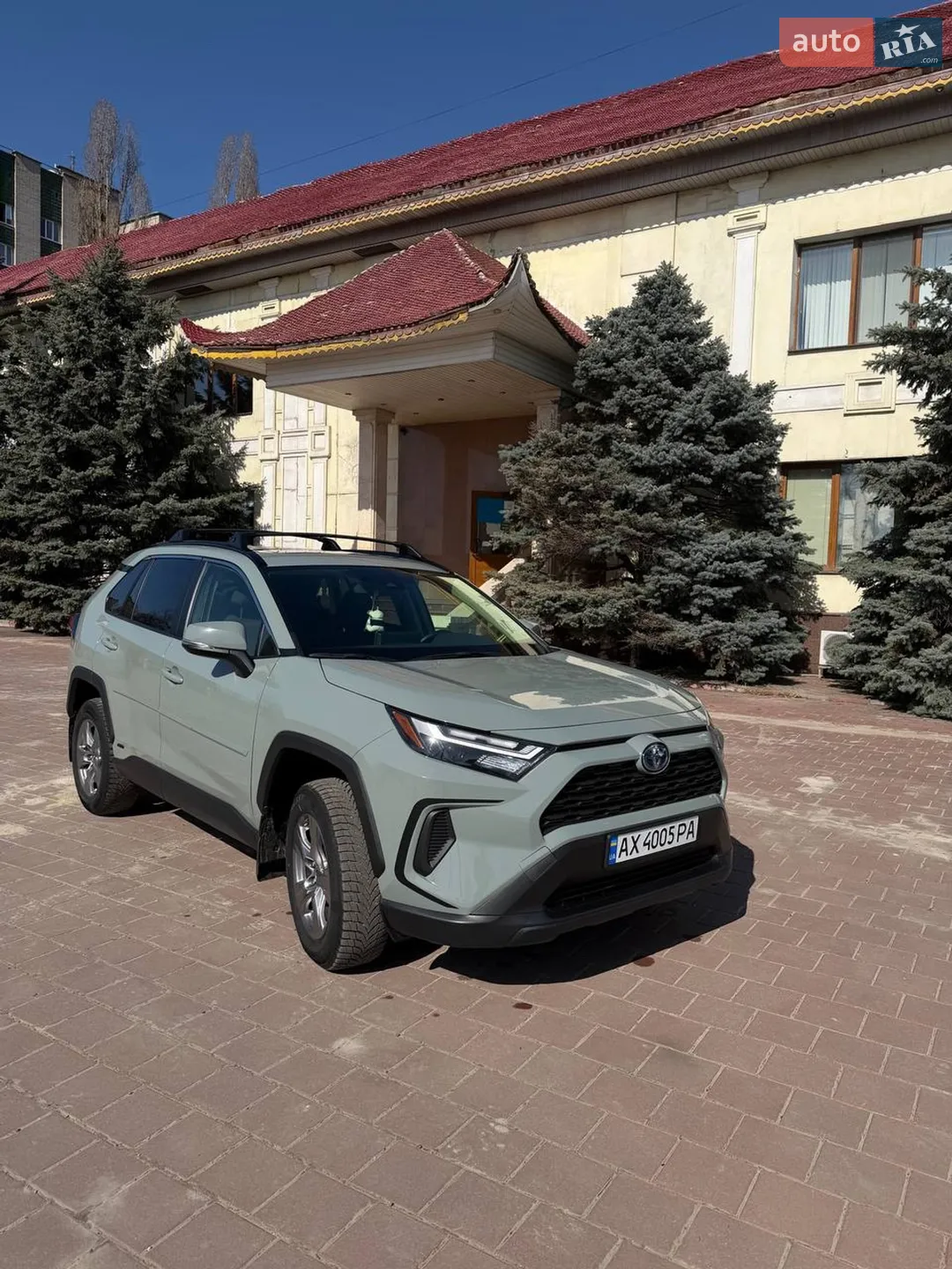2022 Toyota RAV 4 - мініатюра 2