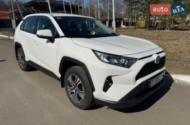 Внедорожник / Кроссовер Toyota RAV4 2023 в Киеве