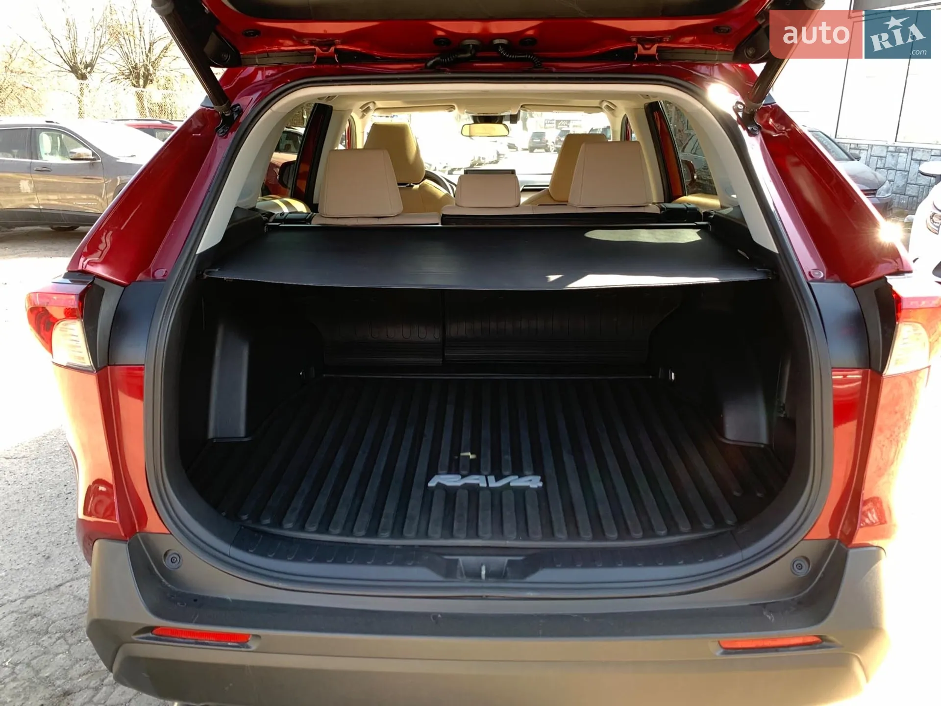 2019 Toyota RAV 4 - мініатюра 32