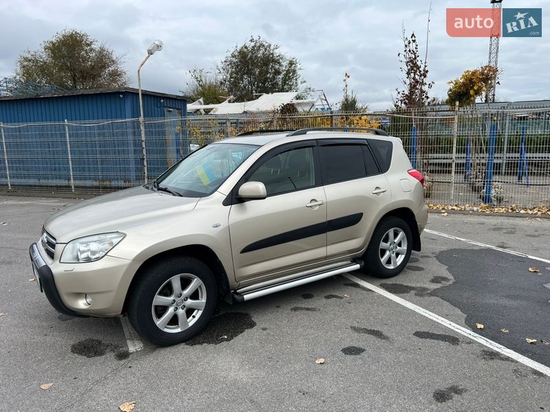 Toyota RAV4 2008