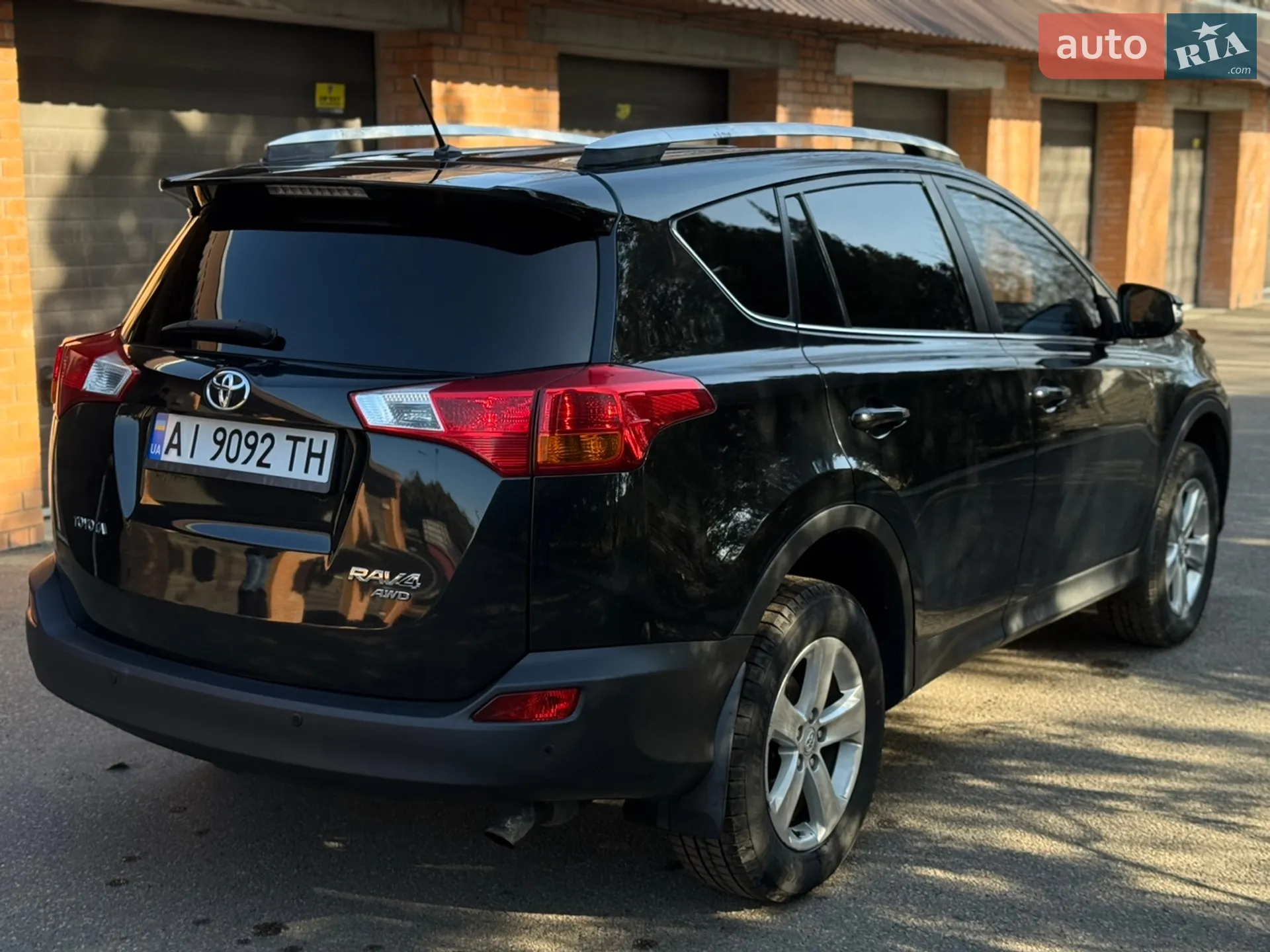 2014 Toyota RAV 4 - мініатюра 4