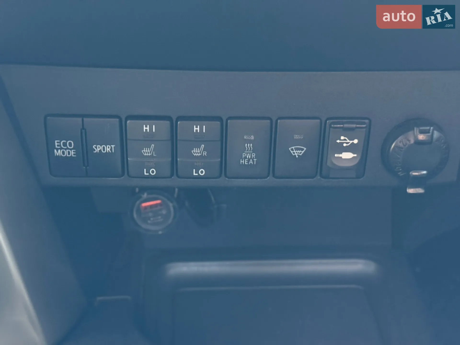 2014 Toyota RAV 4 - мініатюра 17