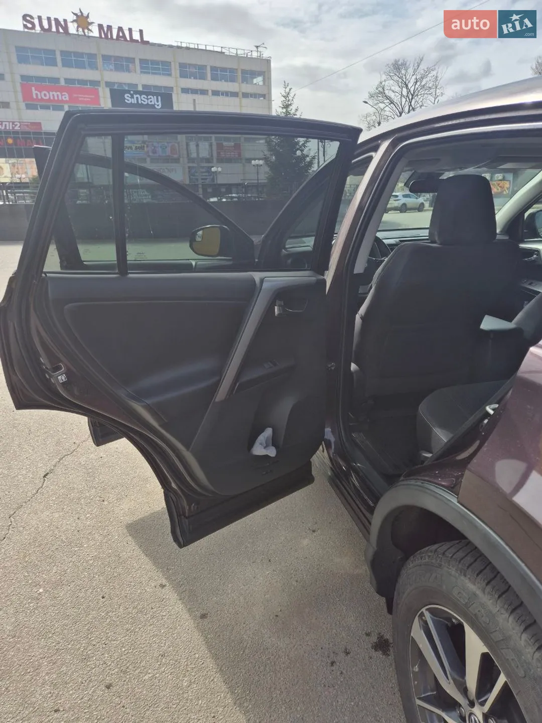 2017 Toyota RAV 4 - мініатюра 9