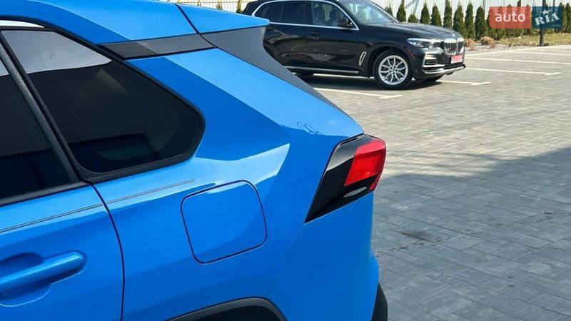 Внедорожник / Кроссовер Toyota RAV4 2019 в Луцке