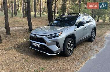 Позашляховик / Кросовер Toyota RAV4 2024 в Києві