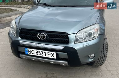 Позашляховик / Кросовер Toyota RAV4 2007 в Тернополі
