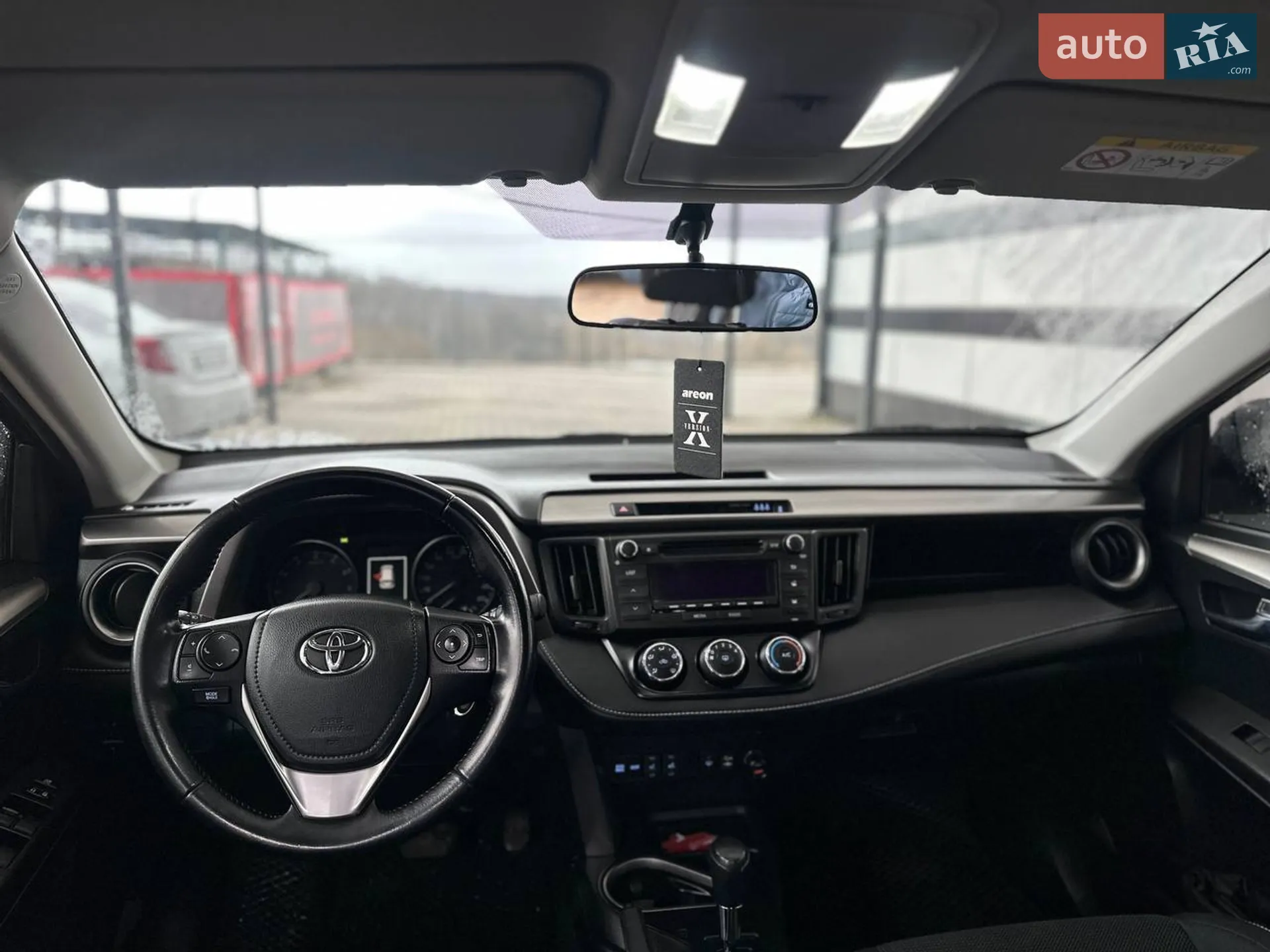 2016 Toyota RAV 4 - мініатюра 16