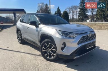 Внедорожник / Кроссовер Toyota RAV4 2019 в Львове