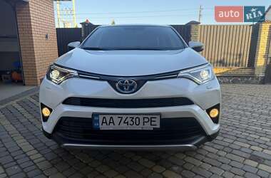 Позашляховик / Кросовер Toyota RAV4 2016 в Києві
