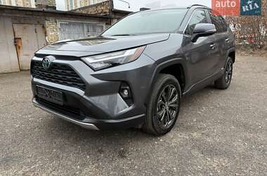 Внедорожник / Кроссовер Toyota RAV4 2022 в Киеве