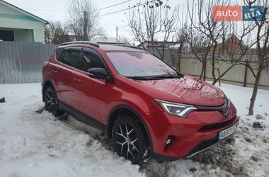 Позашляховик / Кросовер Toyota RAV4 2017 в Вінниці