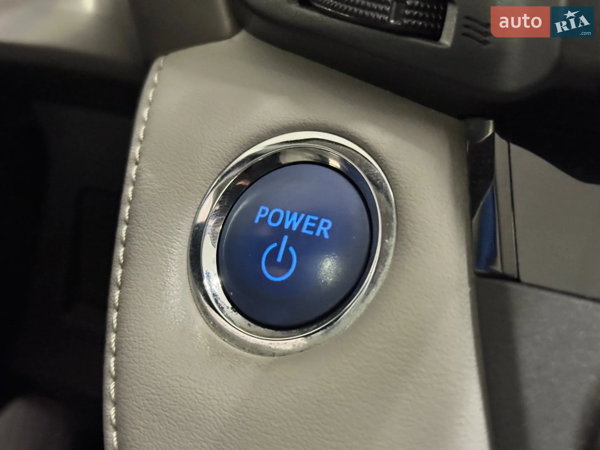 2017 Toyota RAV 4 - мініатюра 24