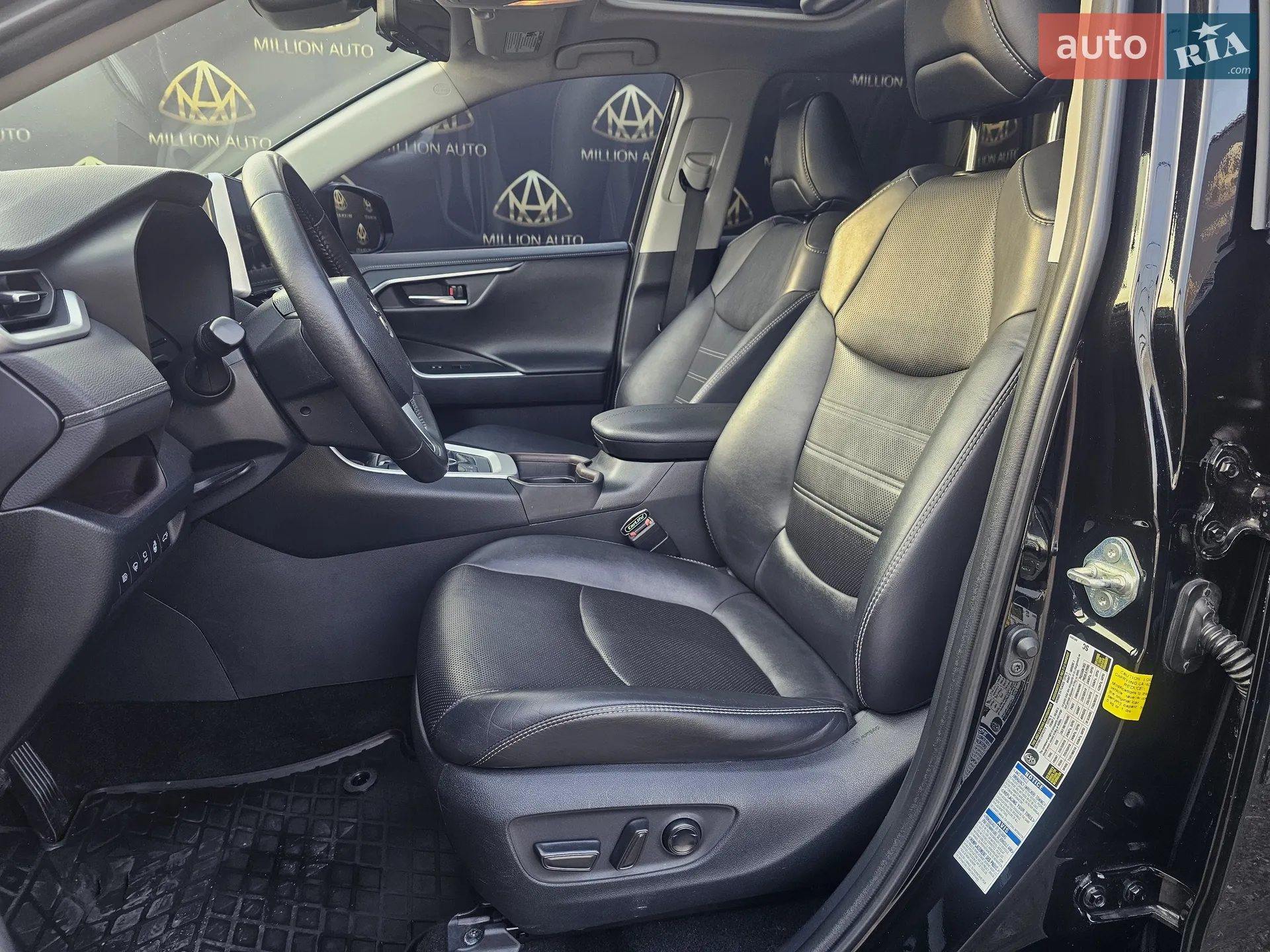2019 Toyota RAV 4 - мініатюра 13