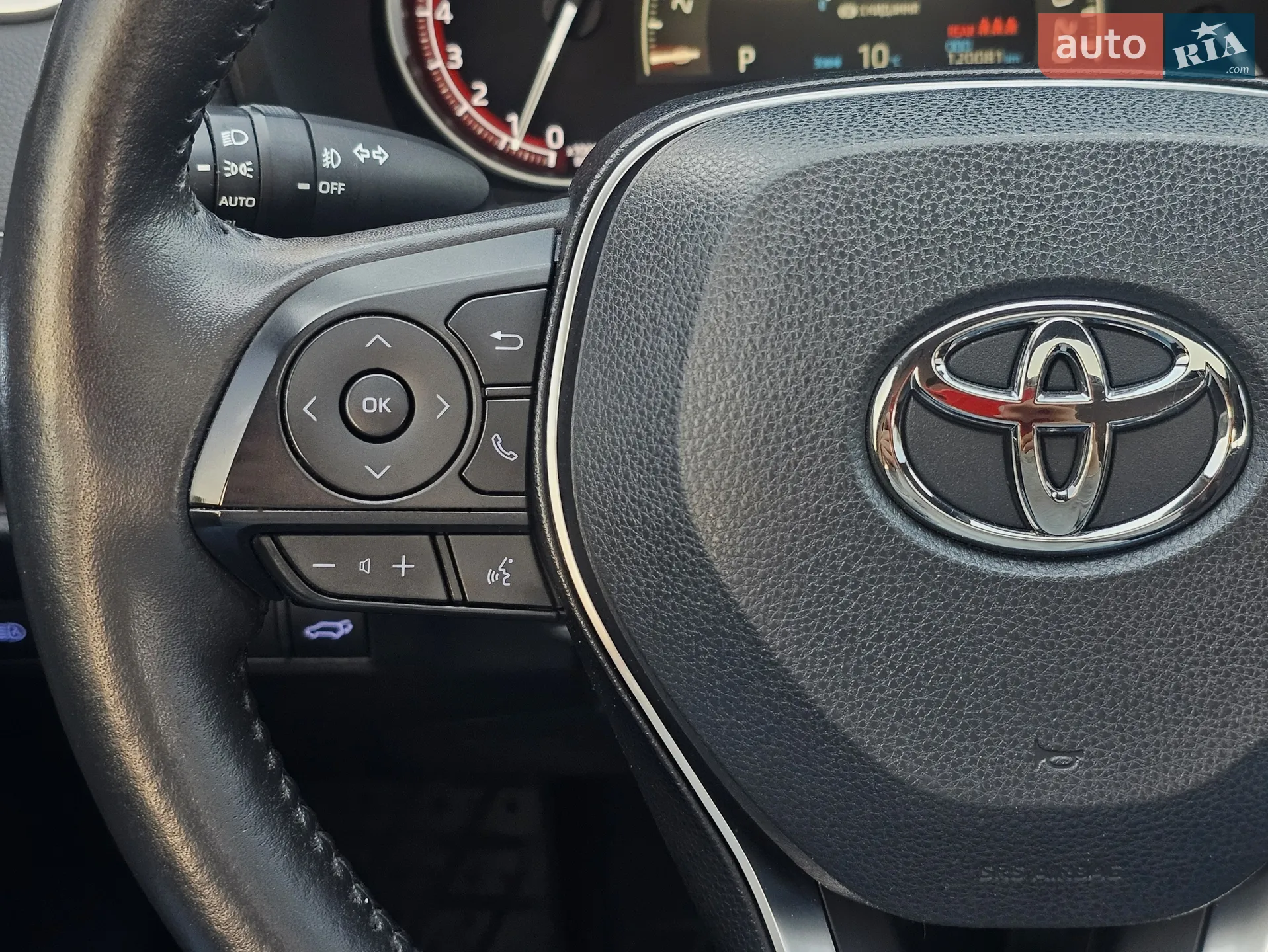 2019 Toyota RAV 4 - мініатюра 28