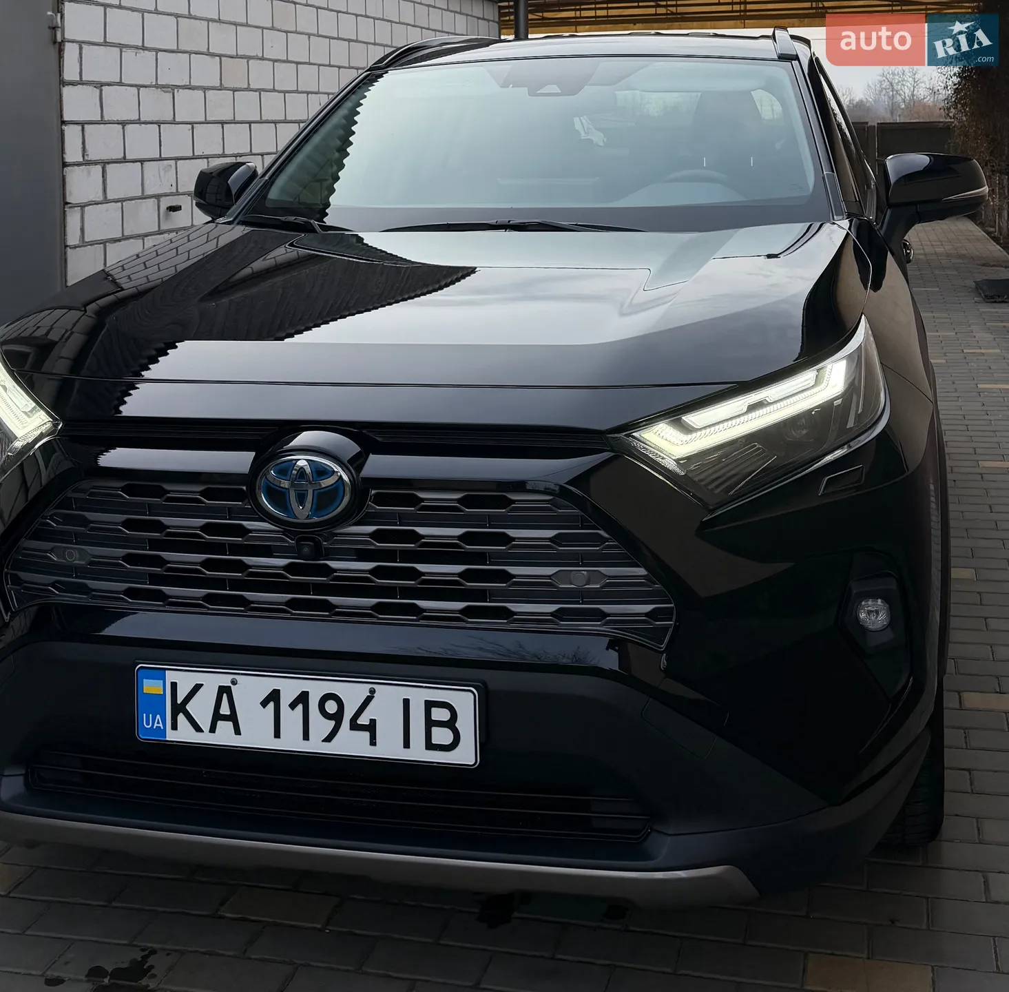 2022 Toyota RAV 4 - фото 1
